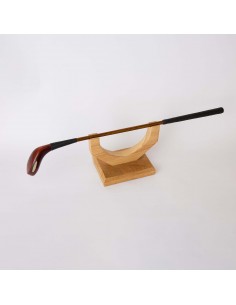 ゴルフイベントに最適なユニークでタイムレスなトロフィー